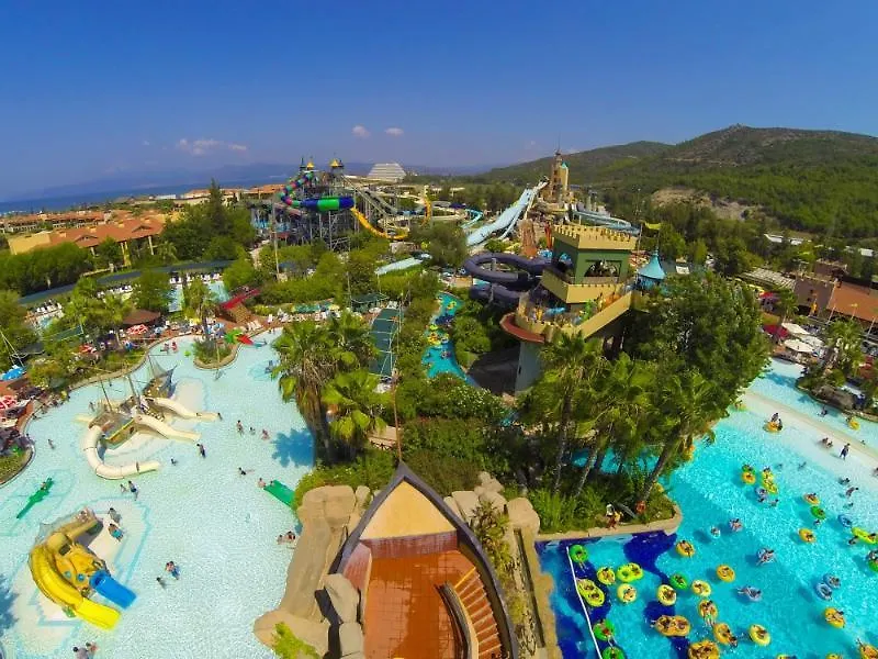 Aqua Fantasy Aquapark Hotel & Spa クシャダス